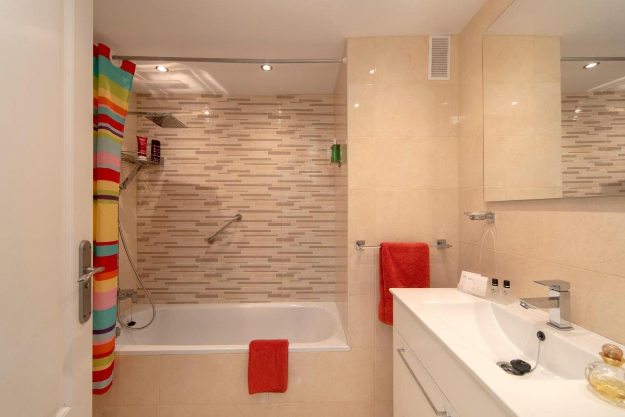 Fabulous Sunny Second Floor - Edificio Europark - Overlooking Gardens And Pools. Apartment Benalmadena