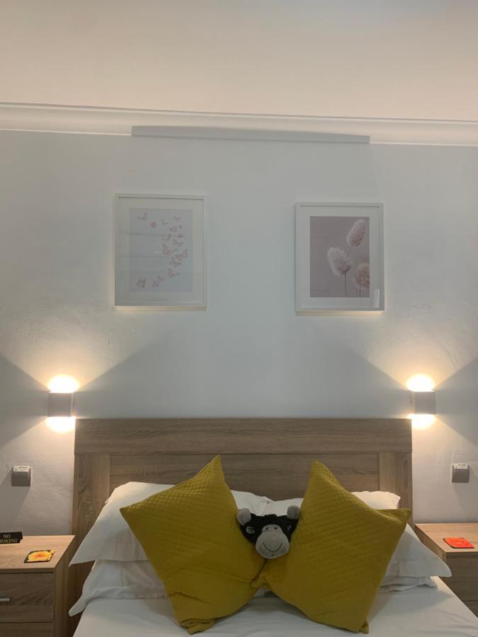 Fabulous Sunny Second Floor - Edificio Europark - Overlooking Gardens And Pools. Apartment